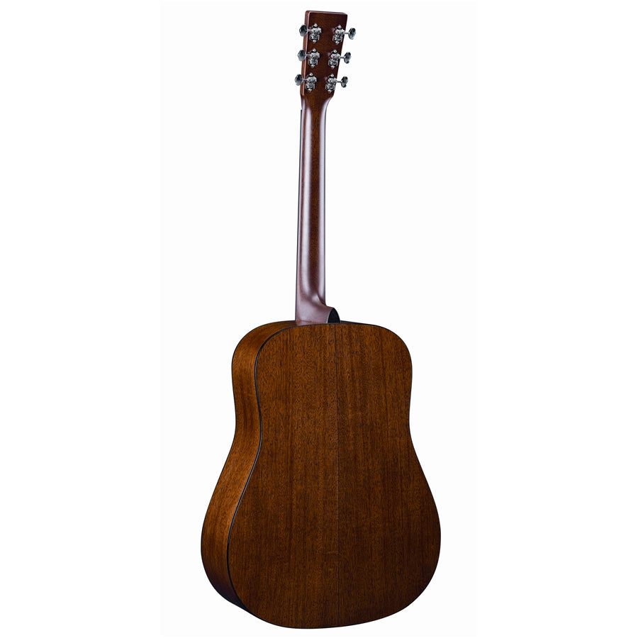 Martin D18