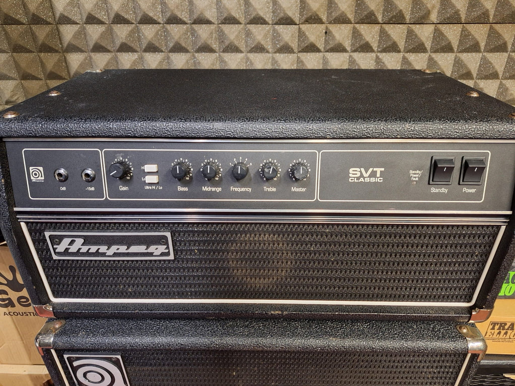Ampeg SVT CL Classic head + Ampeg SVT410HLF cabinet